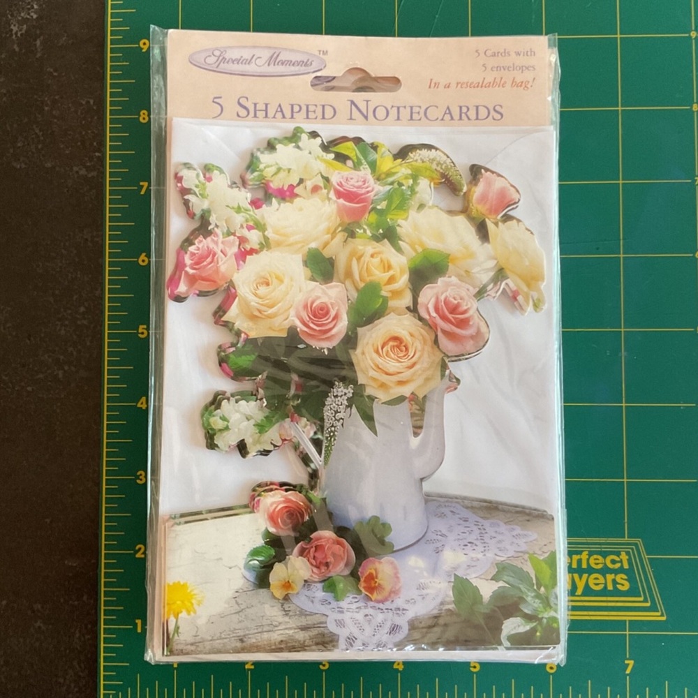 Vintage Special Moments flower bouquet shaped blank note cards - Picture 7 of 8
